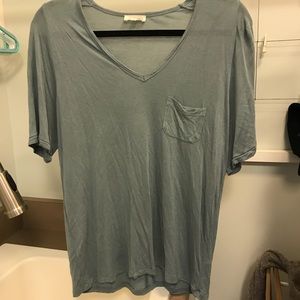 Soft casual tee!